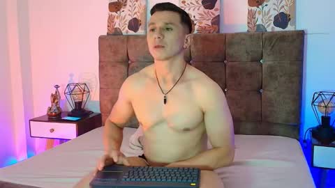 _andrewfalcon2 online show from 09.24.25