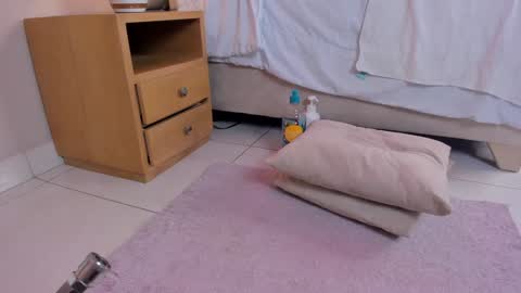 ngela  online show from 02.03.25