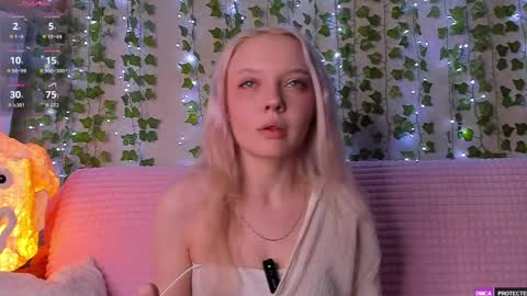 Snapshot of _angeldust_1 chatting on 04.29.26 Emily online show from 04.29.26