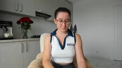 Snapshot of _anna_montana chatting on 10.04.25 Anna online show from 10.04.25