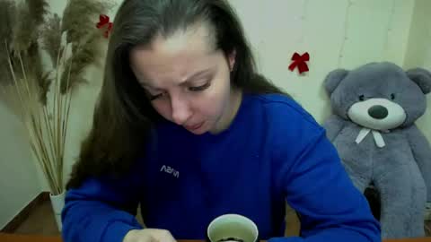 Anna online show from 01.06.25