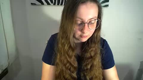 Snapshot of _annabelle_lee chatting on 06.15.26 Anna online show from 06.15.26