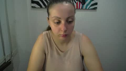 Snapshot of _annabelle_lee chatting on 08.05.26 Anna online show from 08.05.26