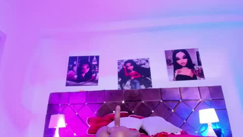 Ariana  online show from 02.18.25