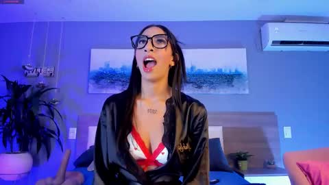 Snapshot of _ashly_77 chatting on 03.26.26 Ashly online show from 03.26.26