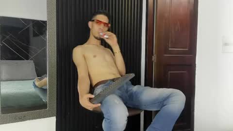 _axel_09 online show from 04.18.26