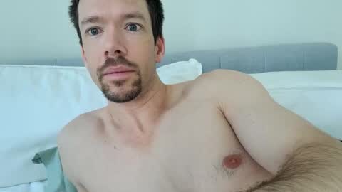 Snapshot of _b_h_c_ chatting on 11.27.25 _b_h_c_ online show from 11.27.25