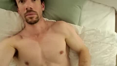 Snapshot of _b_h_c_ chatting on 11.29.25 _b_h_c_ online show from 11.29.25