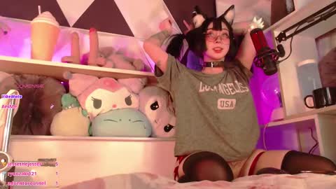 Snapshot of _babby_doll chatting on 12.23.24 Crystal online show from 12.23.24