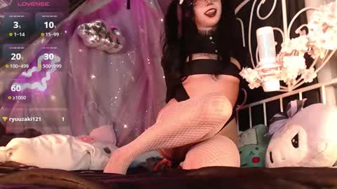 Snapshot of _babby_doll chatting on 09.19.25 Crystal online show from 09.19.25