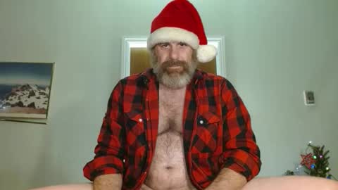 Snapshot of _bacchus chatting on 12.21.25 Bacchus online show from 12.21.25