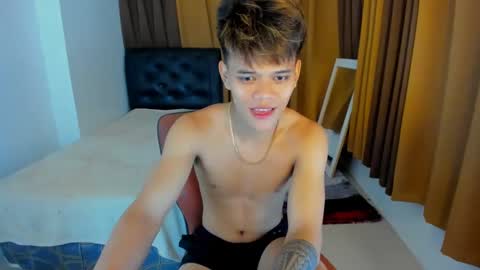 Snapshot of _beachlover69 chatting on 12.30.24 _beachlover69 online show from 12.30.24