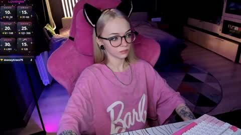 Snapshot of _black_fox__ chatting on 04.26.26 Olivia Subscribe to my Fansly - online show from 04.26.26