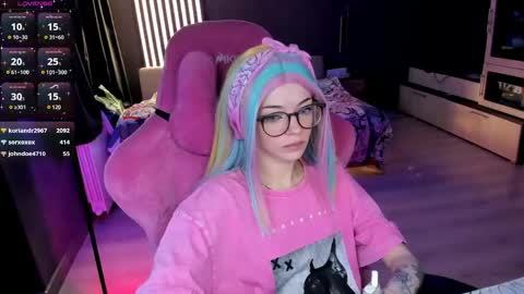 Snapshot of _black_fox__ chatting on 05.15.26 Olivia Subscribe to my Fansly - online show from 05.15.26