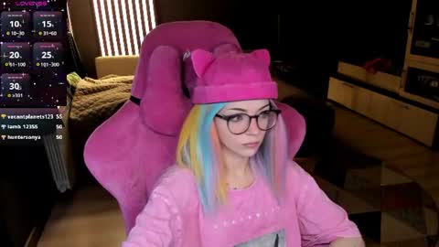 Snapshot of _black_fox__ chatting on 08.05.26 Olivia Subscribe to my Fansly - online show from 08.05.26