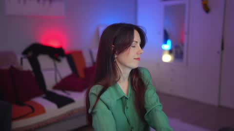 Snapshot of _blackbee_ chatting on 02.20.26 Lili online show from 02.20.26