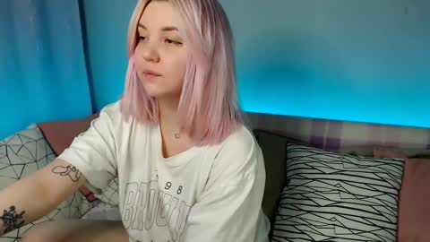 Elizabeth online show from 02.21.25