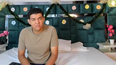 _bonnyandclyde online show from 12.20.25