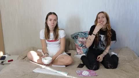 Snapshot of _by_double_sexy_miss_ chatting on 04.24.26 _by_double_sexy_miss_ online show from 04.24.26