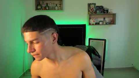 CANDY AND BLAZE online show from 11.12.25