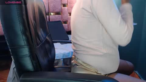 Caroline online show from 04.18.26