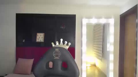 _charlotte_collins_ online show from 09.20.25