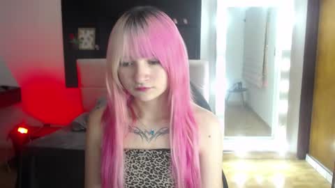 Snapshot of _charlotte_collins_ chatting on 07.09.26 _charlotte_collins_ online show from 07.09.26