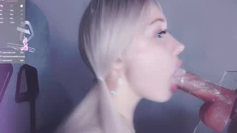 Snapshot of _chatur_babe chatting on 02.14.25 Angelina online show from 02.14.25