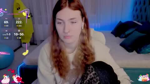 Alisa NO NUDE online show from 10.28.25