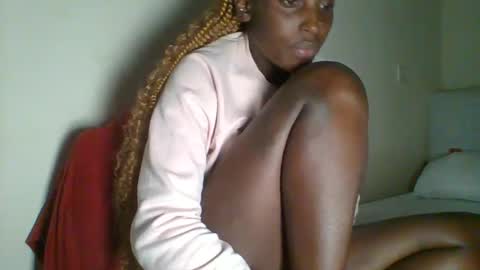 Snapshot of _clara01 chatting on 01.29.25 clara online show from 01.29.25