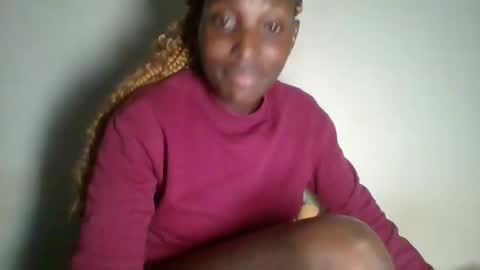 Snapshot of _clara01 chatting on 02.01.25 clara online show from 02.01.25