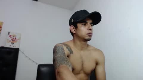 Snapshot of _crissgex_ chatting on 12.14.25 crissgex online show from 12.14.25