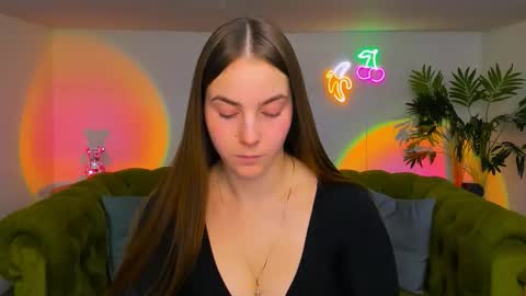 Erika online show from 12.02.25