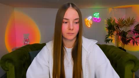 Erika online show from 12.04.25