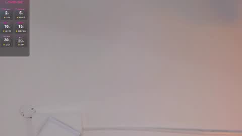 Snapshot of _curly_girl_ chatting on 06.19.26 online show from 06.19.26