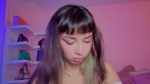 Snapshot of _cute_isabella_ chatting on 07.05.26 _cute_isabella_ online show from 07.05.26