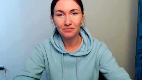 Snapshot of _cutie_and_shy_ chatting on 09.25.25 _cutie_and_shy_ online show from 09.25.25