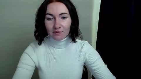 Snapshot of _cutie_and_shy_ chatting on 10.13.25 _cutie_and_shy_ online show from 10.13.25