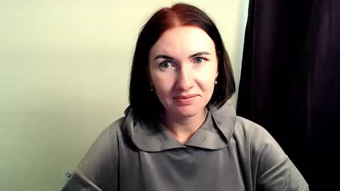 Snapshot of _cutie_and_shy_ chatting on 10.15.25 _cutie_and_shy_ online show from 10.15.25