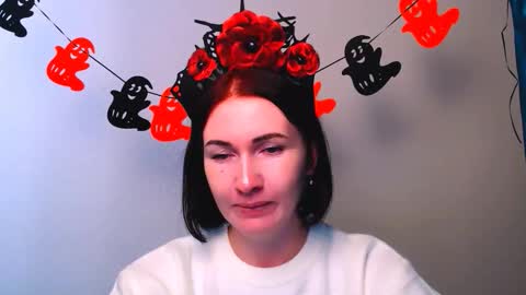 Snapshot of _cutie_and_shy_ chatting on 10.29.25 _cutie_and_shy_ online show from 10.29.25