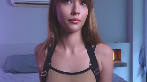 DemiDee online show from 01.15.25