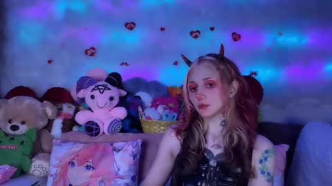 Kate online show from 04.15.26