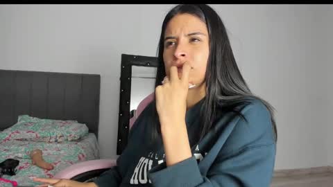 Snapshot of _elektrah chatting on 02.27.25 _elektrah online show from 02.27.25