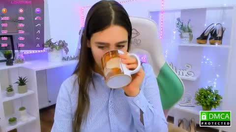 Lizzy  online show from 01.17.26