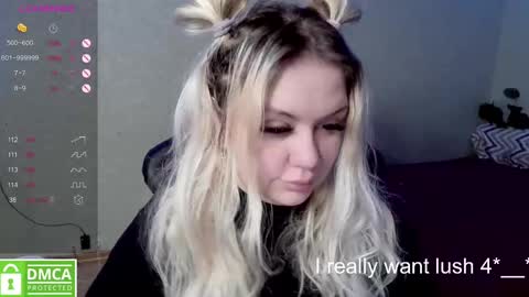 Snapshot of _elven_dreams__ chatting on 02.21.25 chloue and Gretta online show from 02.21.25