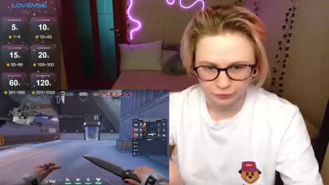 Snapshot of _elven_dreams__ chatting on 02.27.25 chloue and Gretta online show from 02.27.25