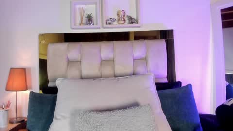 Isabella online show from 04.07.26