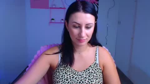 Emma online show from 10.23.25