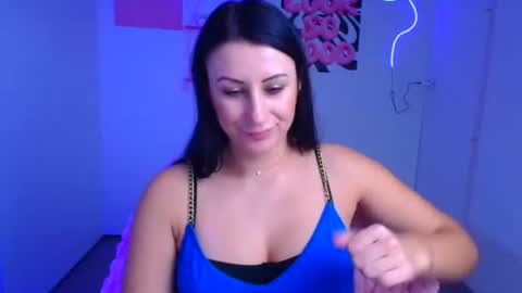 Emma online show from 10.31.25