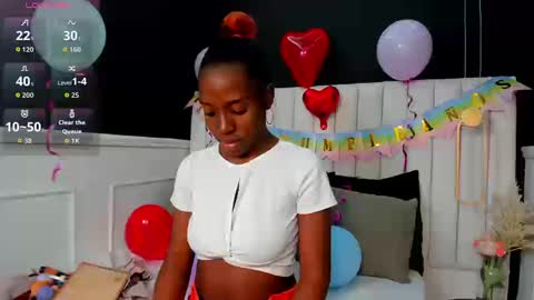 Snapshot of _emma_willliams_ chatting on 09.23.25 Emma online show from 09.23.25